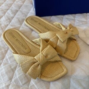 Stuart Weitzman Sofia slides size 7